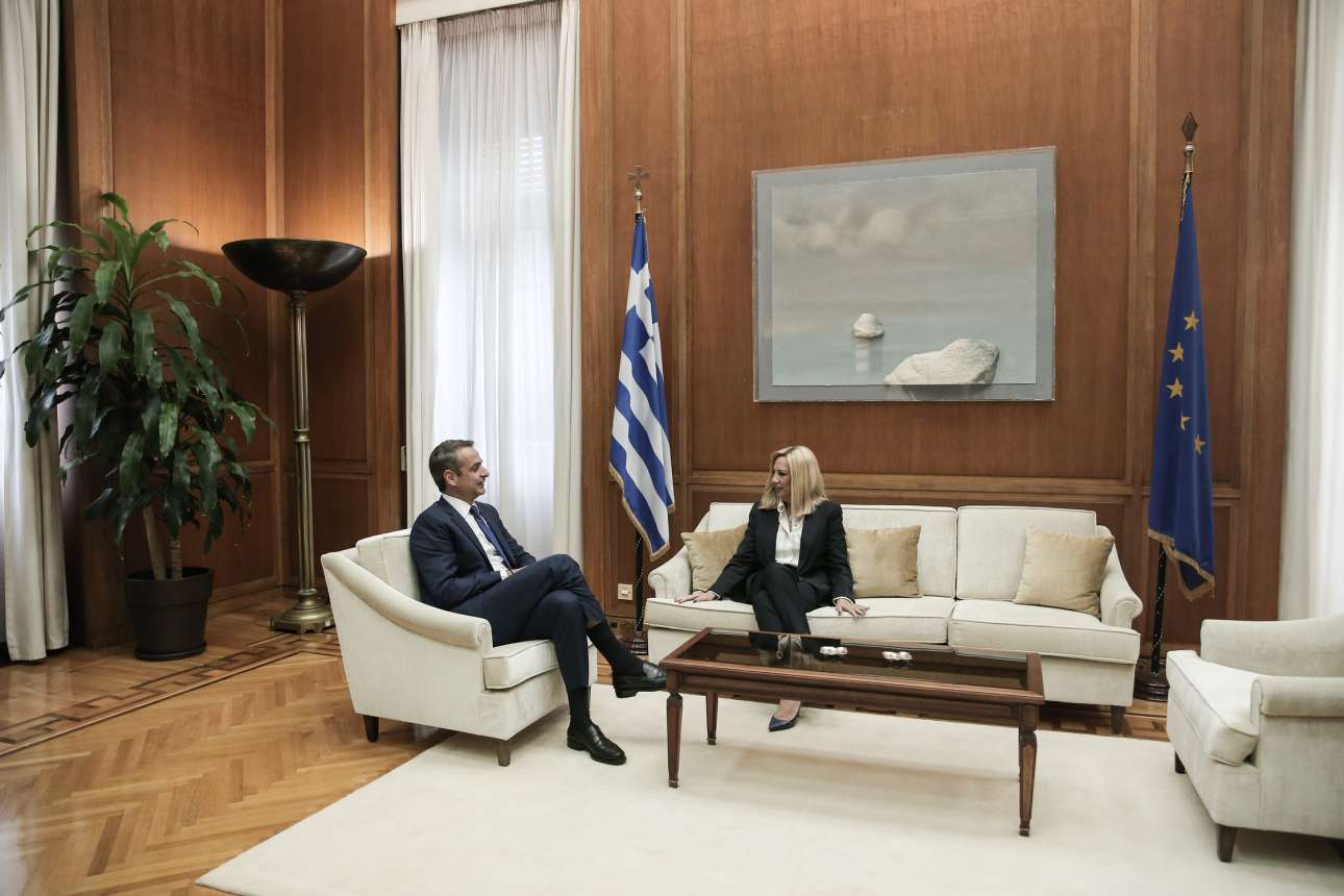 Μητσοτάκης σε Φώφη: Τα Χριστούγεννα αποφασίζω για Πρόεδρο της Δημοκρατίας