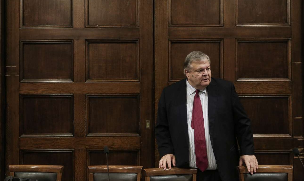 Βενιζέλος: Σκευωρία η Novartis, με θύμα και όμηρο τη Δικαιοσύνη