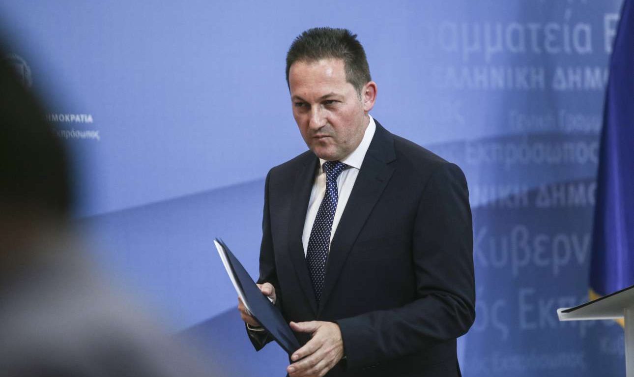 Σκληρή γλώσσα Πέτσα: Ψέματα Τσαβούσογλου για το Προσφυγικό