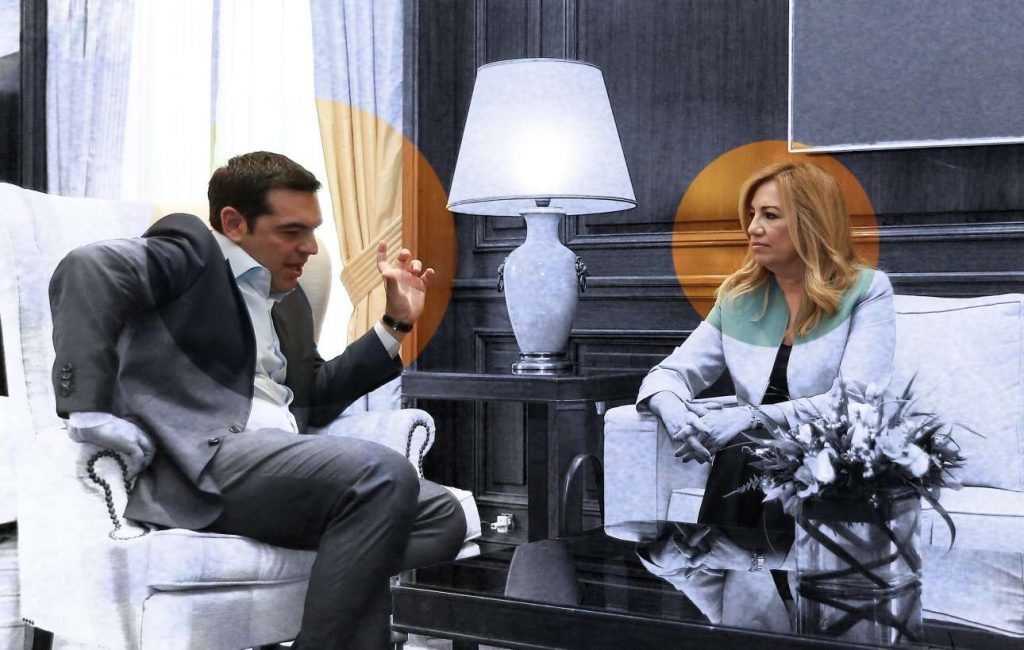 Αποτέλεσμα εικόνας για Η Φώφη «κάρφωσε» τον Τσίπρα: Το 2015 βγήκε από τη σύσκεψη στο Προεδρικό για να τηλεφωνήσει στον Πούτιν