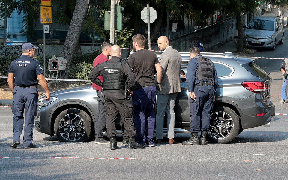 Νεκρός ο 50χρονος που γάζωσαν στο Χαϊδάρι – ερωτήματα για την παρουσία δύο αστυνομικών