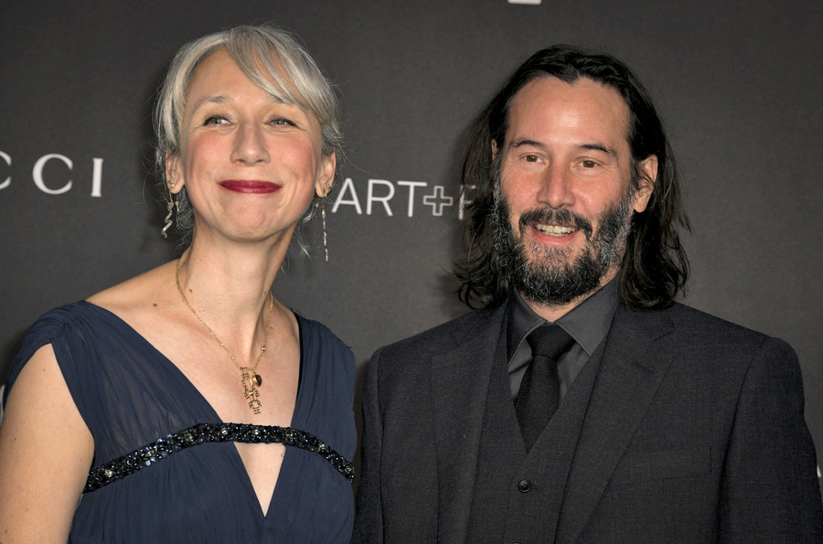 Aφού αρέσει στον Κιάνου Ριβς και σε κείνη δεν μας πέφτει λόγος