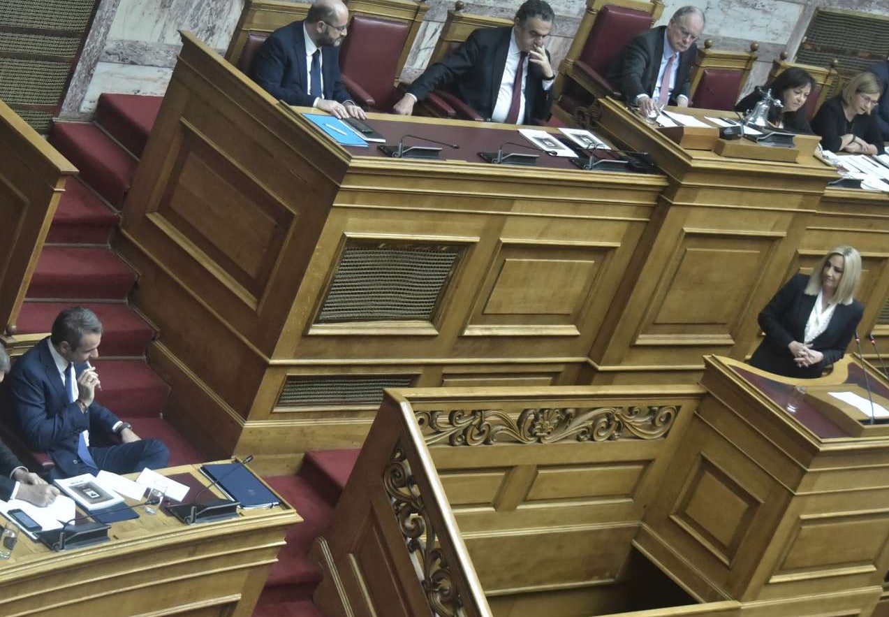 Γεννηματά: φυλάξτε επιτέλους τα σύνορα – Μητσοτάκης: δεν είμαστε ξέφραγο αμπέλι