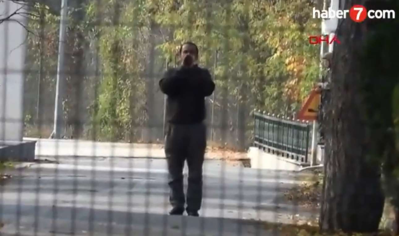 Η Τουρκία απελαύνει τζιχαντιστές και αυτοί παγιδεύονται στα σύνορα (και τα ελληνικά)