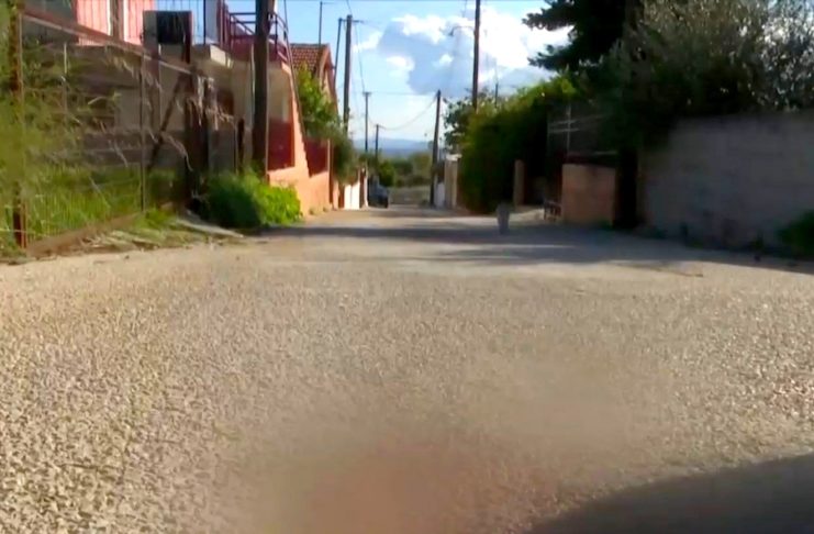 Παραδόθηκαν οι δύο Ρομά που σκότωσαν την 73χρονη στους Αγίους Θεοδώρους