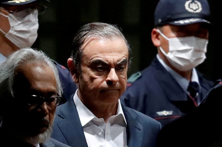 Σκάνδαλο Nissan:  Απόδραση του Κάρλος Γκον στον Λίβανο – «έφυγα για να γλιτώσω την αδικία»