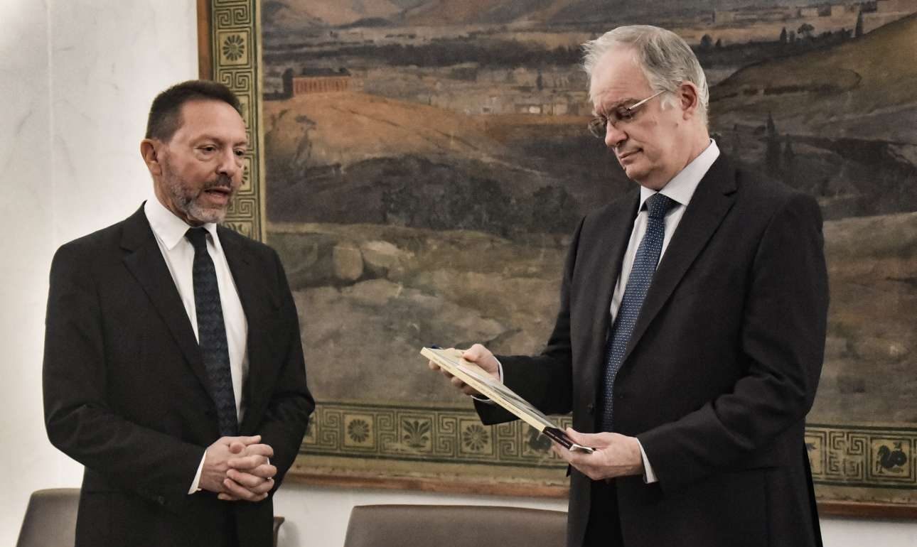 Στουρνάρας: Μας έσωσε η Ακρόπολη και δεν βγήκαμε από το ευρώ