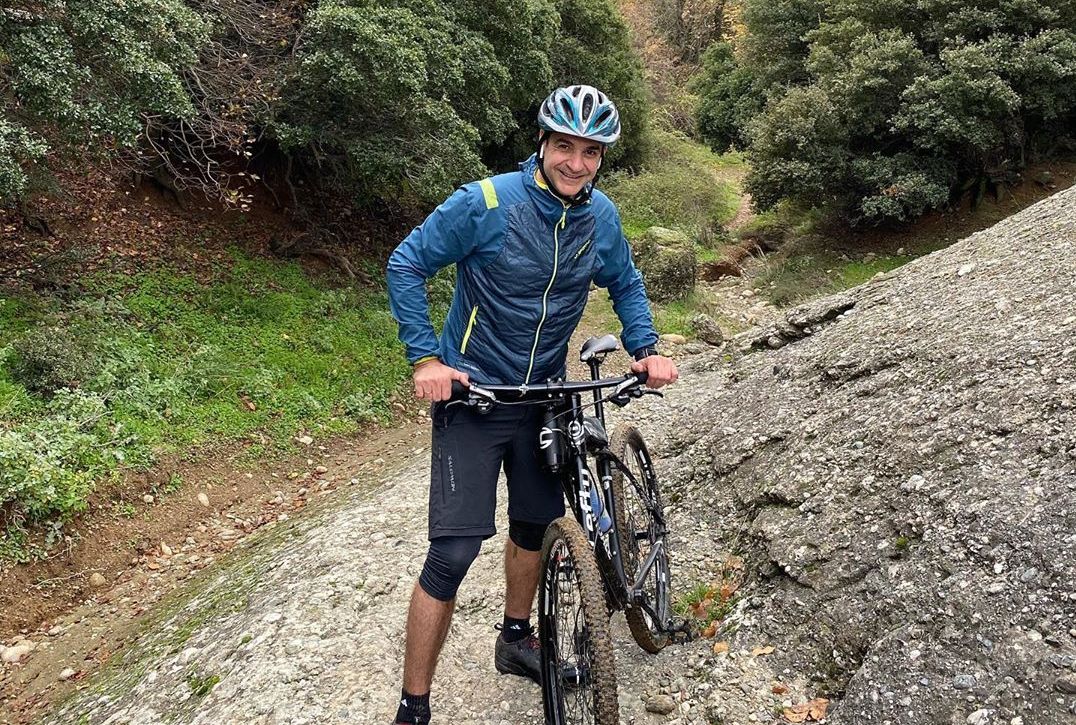 Για mountain bike στα Μετέωρα ο Κυριάκος Μητσοτάκης