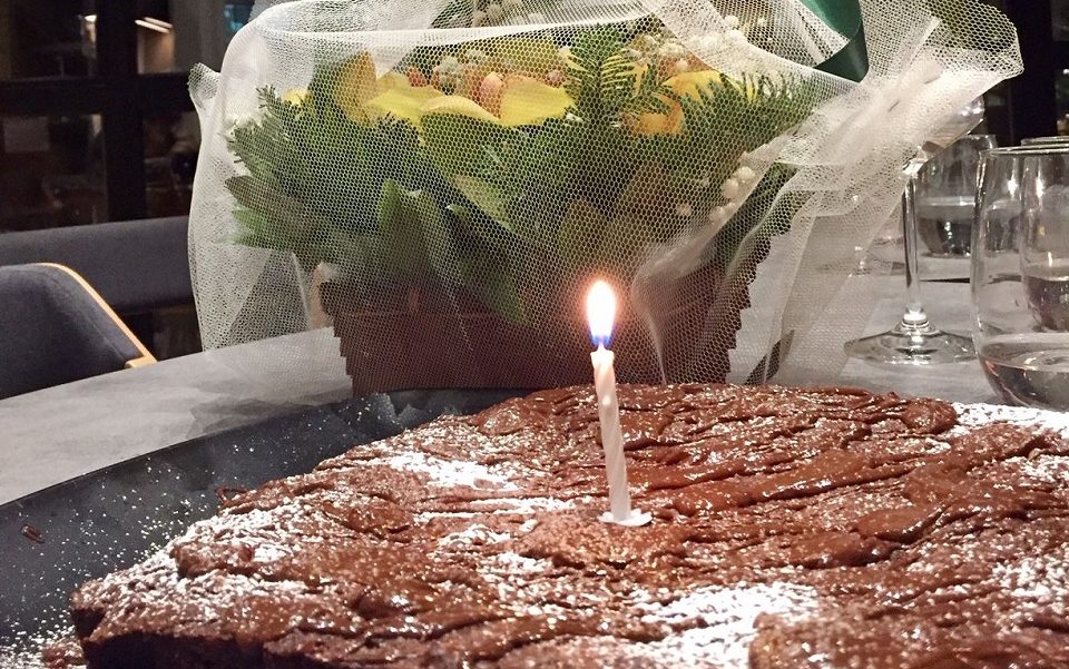 Brownies με ελαιόλαδο και για γενέθλια