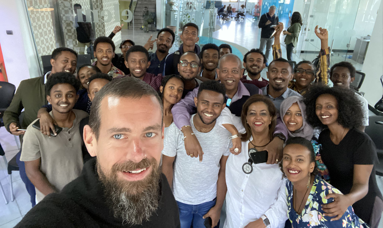 Ο ιδρυτής του Twitter βαρέθηκε την Δύση και την κάνει για… Αφρική