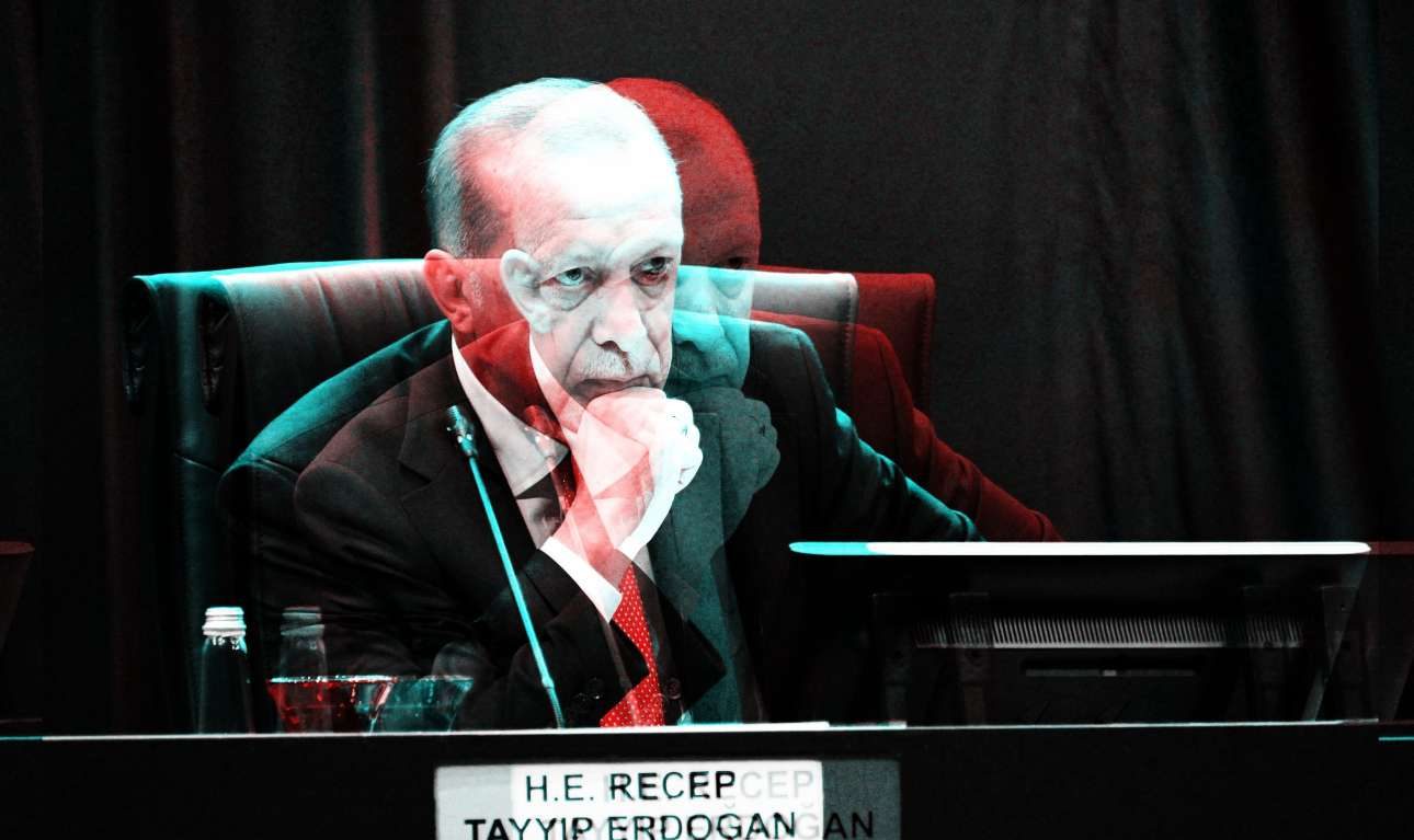 Ανάλυση: O «σουλτάνος» απειλεί τον κόσμο, αλλά το «σαράι» του κινδυνεύει