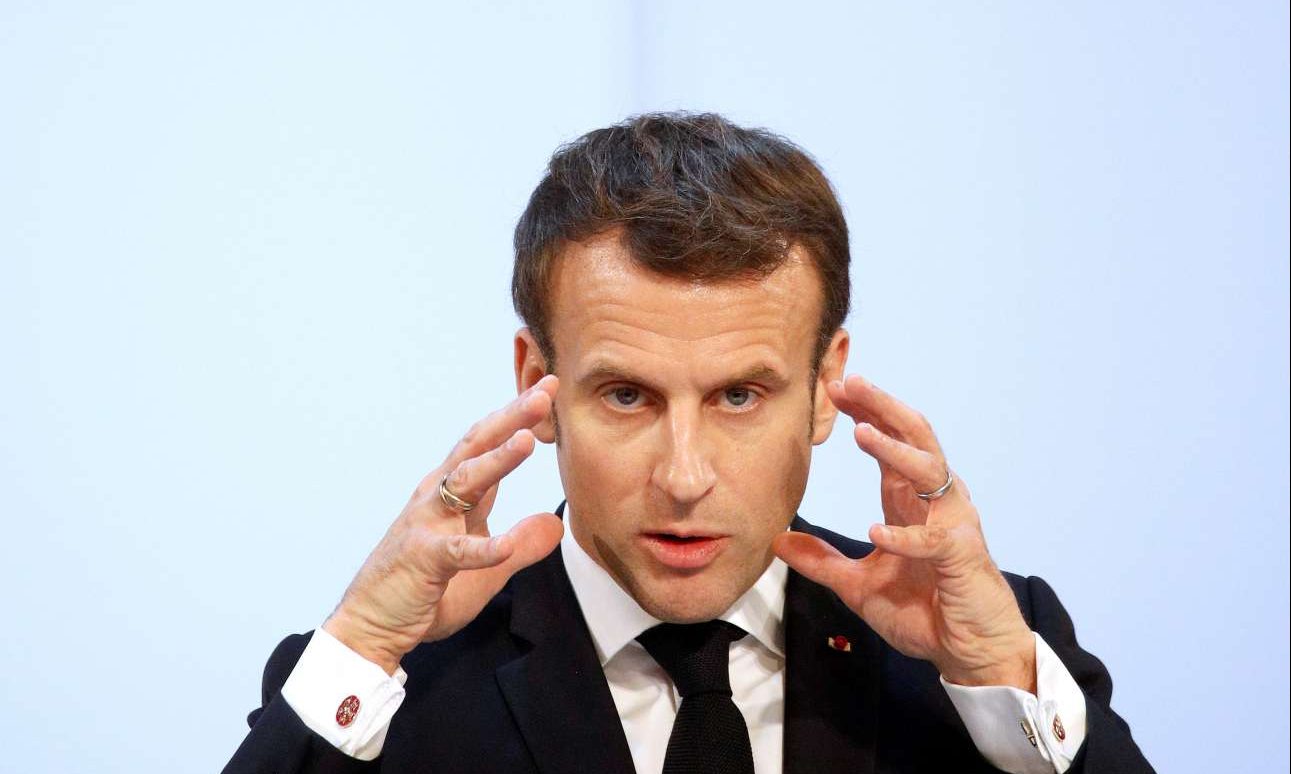 Ο Μακρόν στην «Πράξη II»: θα βγει στη σύνταξη;