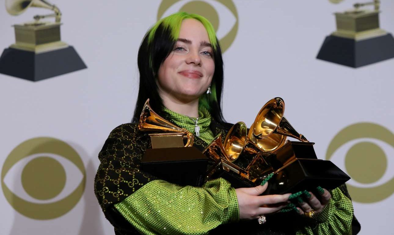 Μπίλι Αϊλις, η αντι-σταρ της ποπ ενηλικιώθηκε