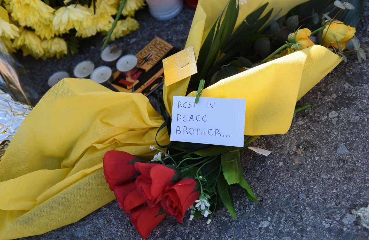 Είναι απλά ποδόσφαιρο ανόητε…