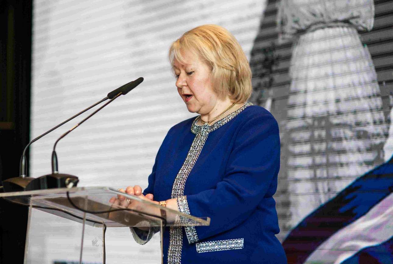 Νέα διευθύντρια του διπλωματικού γραφείου του Πρωθυπουργού, η πρέσβης Ελένη Σουρανή