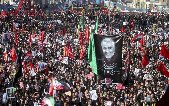 Εκατοντάδες ποδοπατήθηκαν στην κηδεία του Σουλεϊμανί – πάνω από 50 νεκροί, 220 τραυματίες!