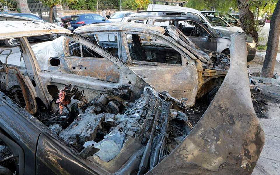 Ανάληψη ευθύνης για τις πρόσφατες εμπρηστικές επιθέσεις