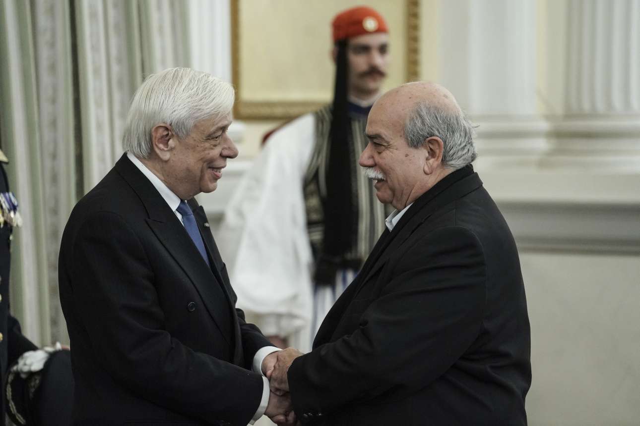 Ποιοι ευχήθηκαν στον Παυλόπουλο «και του χρόνου» – και ποιοι όχι