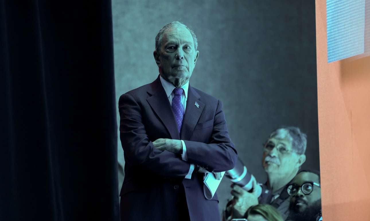 Μπορεί ο «μίνι Μάικ» να κερδίσει τον Ντόναλντ Τραμπ;