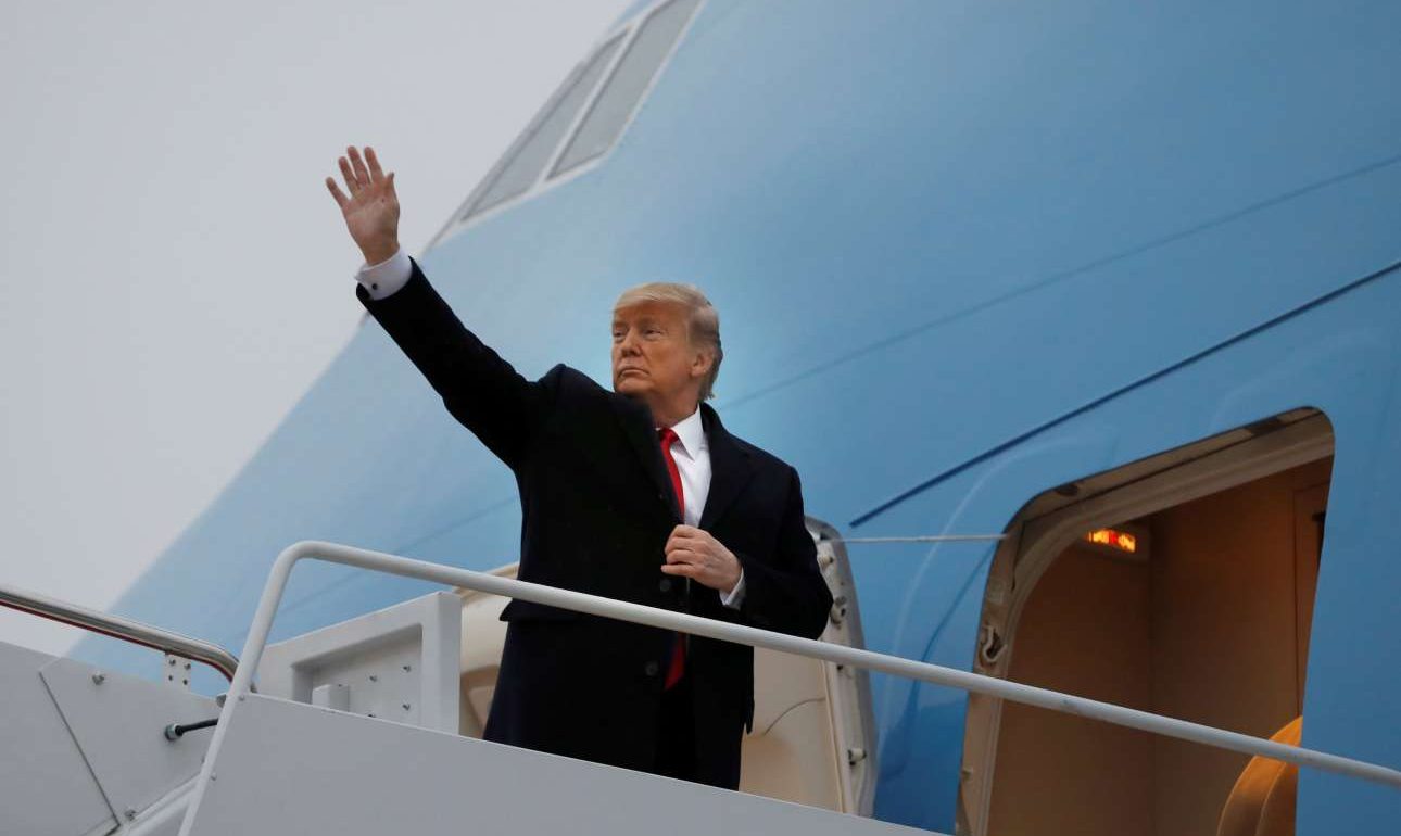 Ο Τραμπ κατάφερε να πει μπράβο σε λάθος Πολιτεία για τη νίκη στο Super Bowl