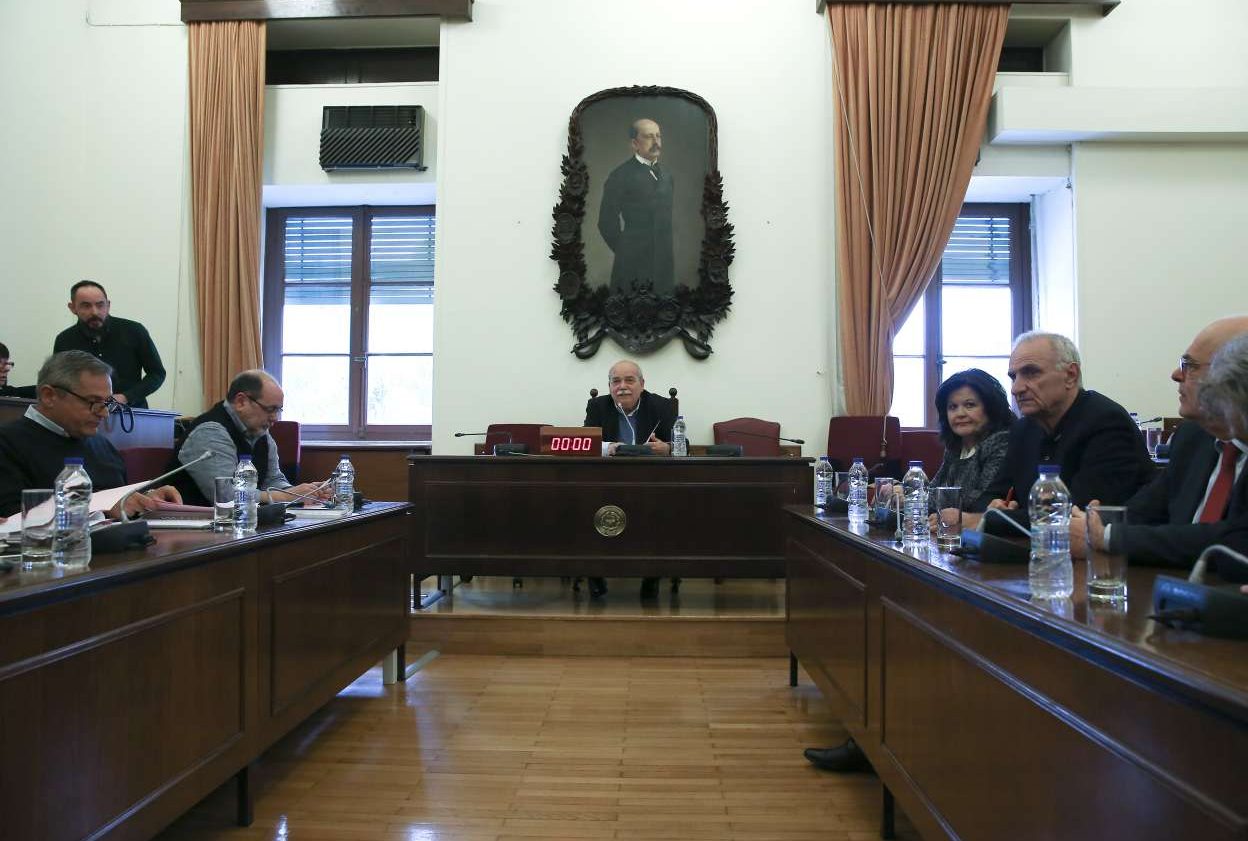 «Εμφανίστηκε» ο «Σαράφης» – θέτει προϋποθέσεις για να καταθέσει