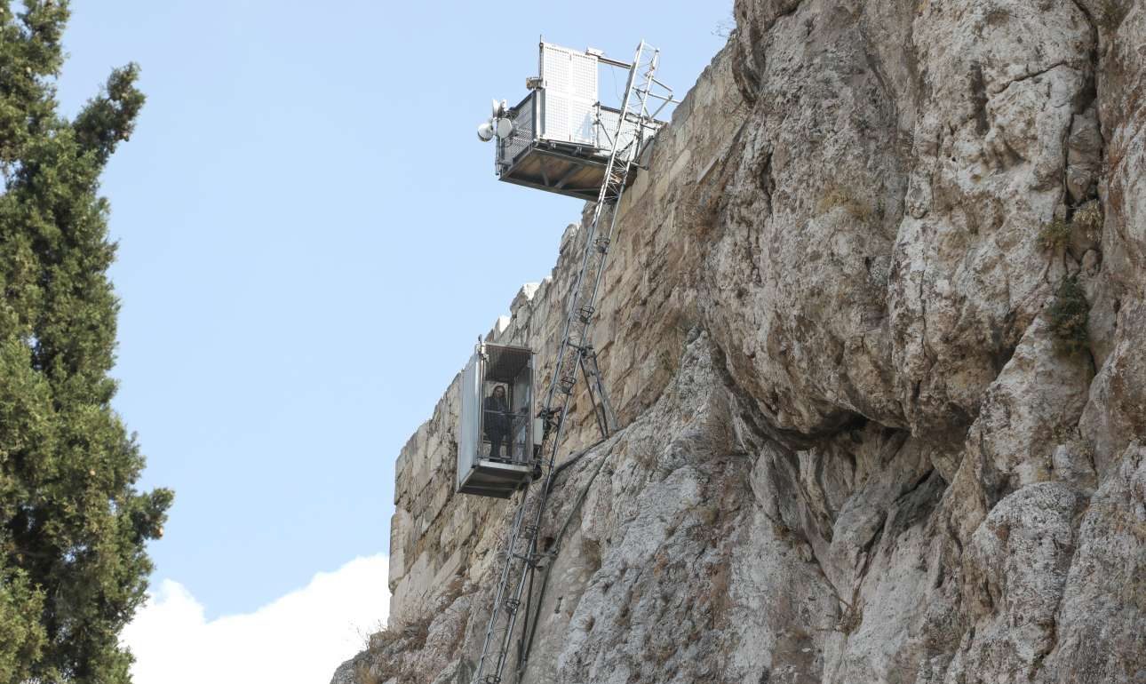 Ακρόπολη: Σε τέσσερις μήνες έτοιμο το νέο αναβατόριο