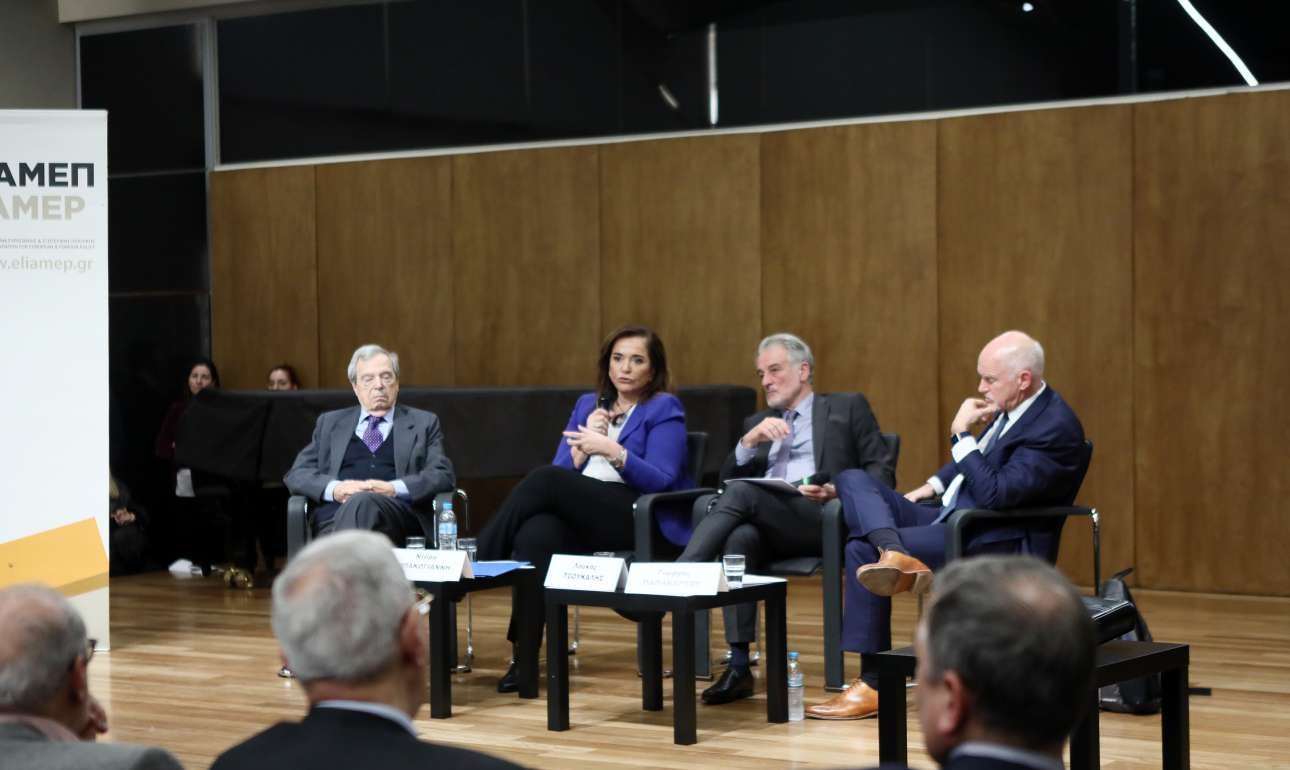 Παπανδρέου και Μπακογιάννη συμφωνούν με την προσφυγή στη Χάγη