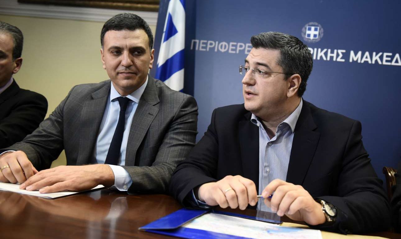 Κικίλιας: Εξετάζεται το πλήρωμα του αεροπλάνου και οι συνταξιδιώτες της ασθενούς