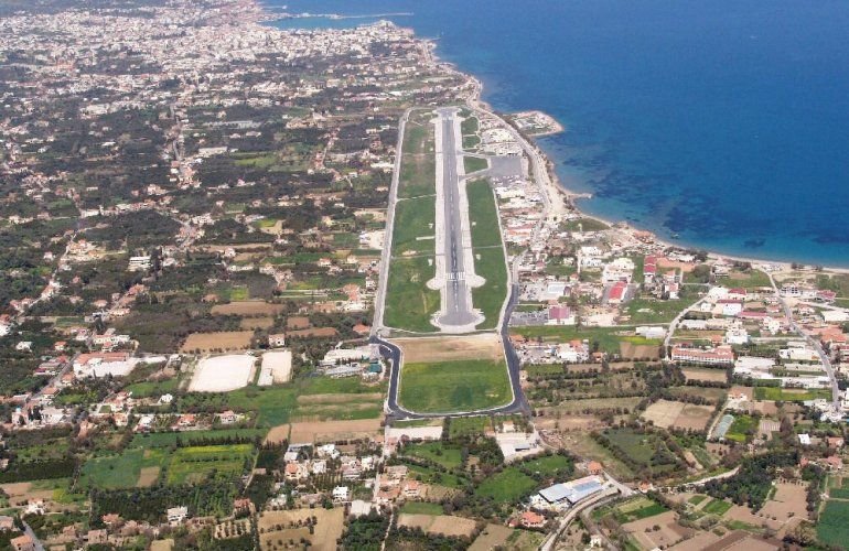 Ερευνα σε ελληνικά αεροδρόμια: Πιο επικίνδυνη η απογείωση αεροσκαφών λόγω κλιματικής αλλαγής