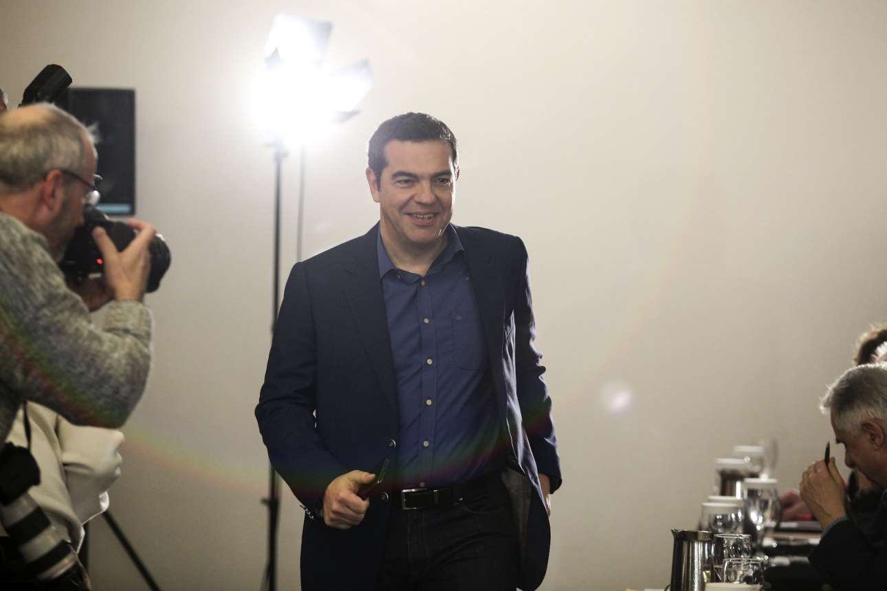 Παρέμβαση Τσίπρα υπέρ… «Σαράφη» – Καταγγέλλει «θεσμική εκτροπή»