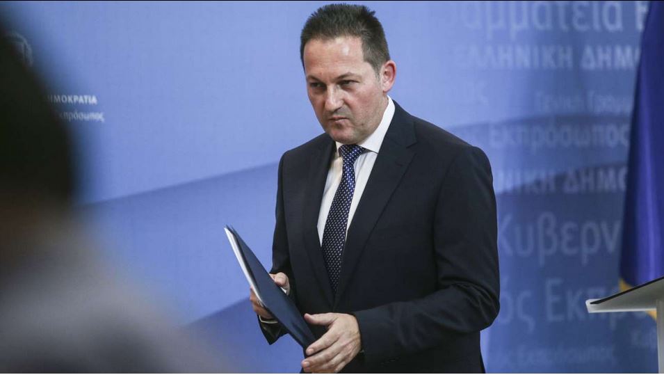 Πέτσας: «Ενημερώνεται και αποφασίζει ο Πρωθυπουργός για το lockdown»