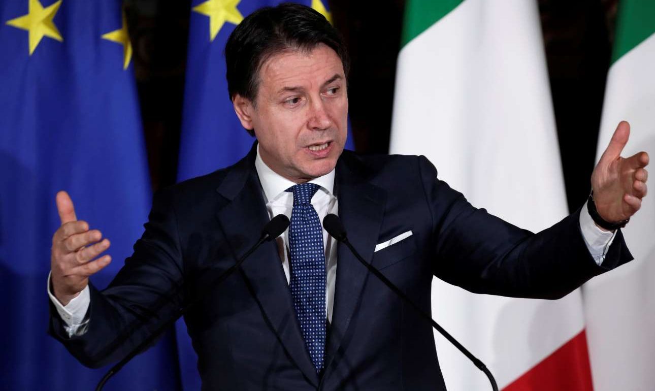 Τζουζέπε Κόντε: Ιταλοί, ψηλά το κεφάλι!