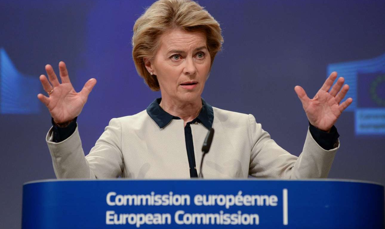 Φον ντερ Λάιεν: Να κλείσουν τα σύνορα της ΕΕ για 30 ημέρες