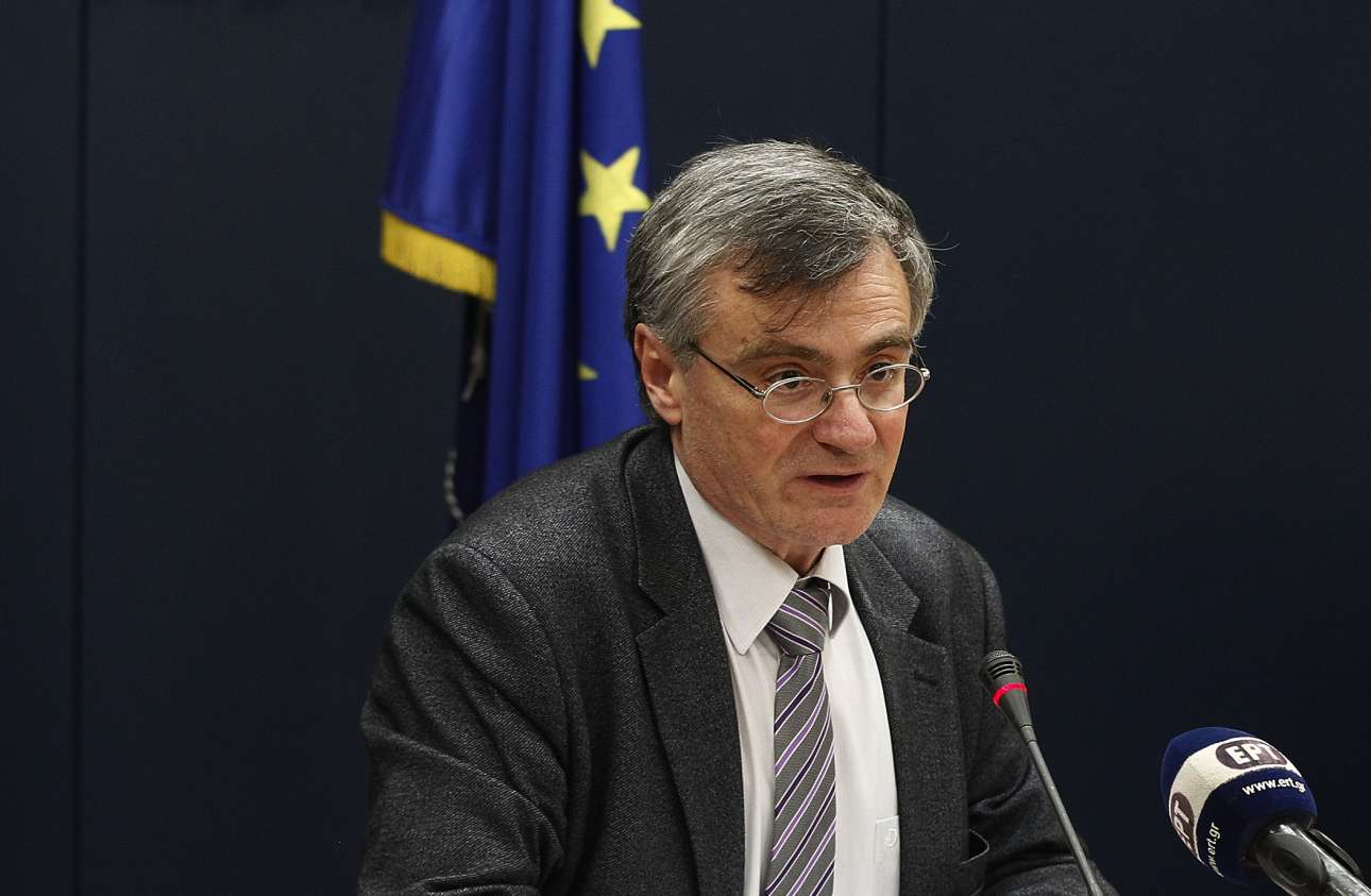 Κόντεψε να βάλει τα κλάματα ο Τσιόδρας όταν μίλησε για τους παππούδες και τις γιαγιάδες μας