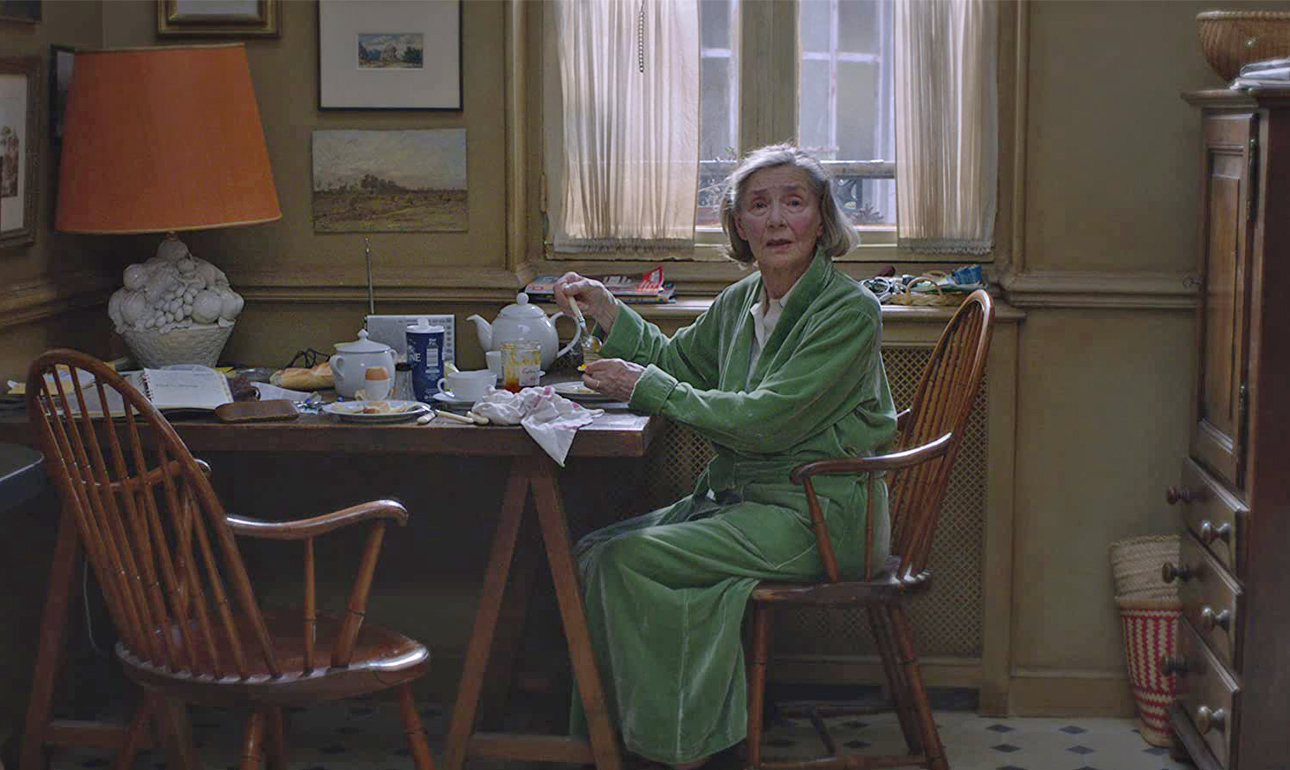 Ρίξε τη γιαγιά στον Καιάδα