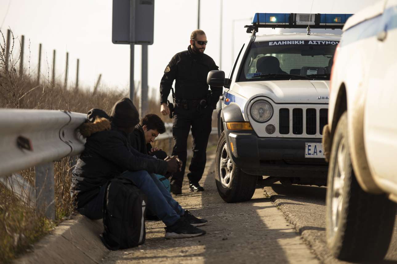 Πάνω από 200 συλληφθέντες για παράνομη είσοδο στον Εβρο – Ποια η τύχη τους