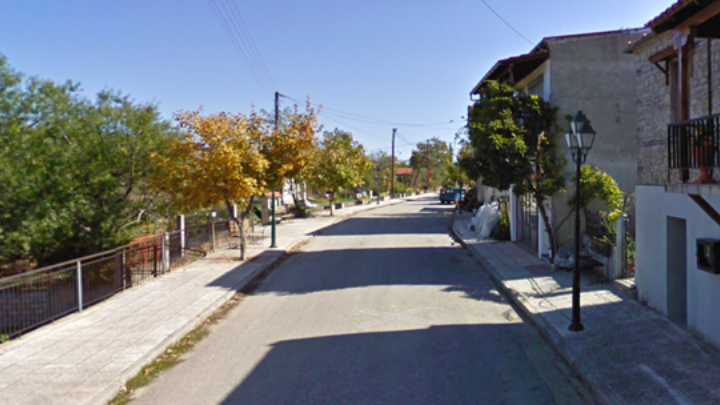 Δαμασκηνιά και Δραγασιά: Πώς είναι να ζεις στην καραντίνα, στα χωριά του κορονοϊού