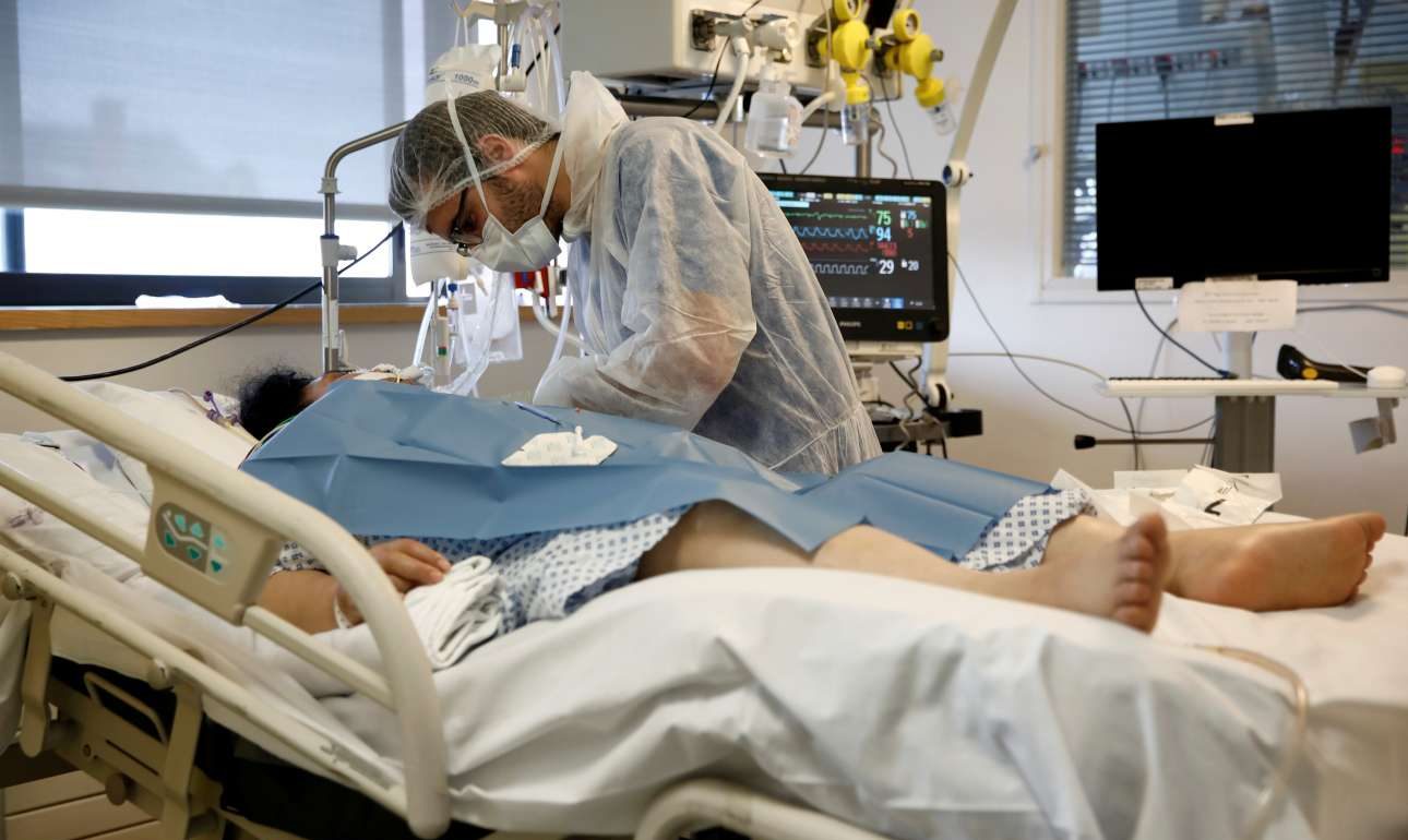 Συνεχίζεται ο εφιάλτης στη Γαλλία: σε γηροκομεία ένας στους τρεις νεκρούς