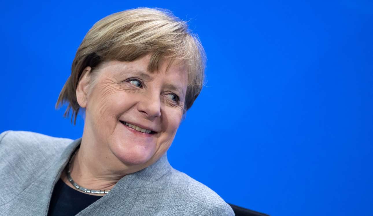 Η… καθηγήτρια Μέρκελ εξήγησε την πανδημία με τον αριθμό Rt!