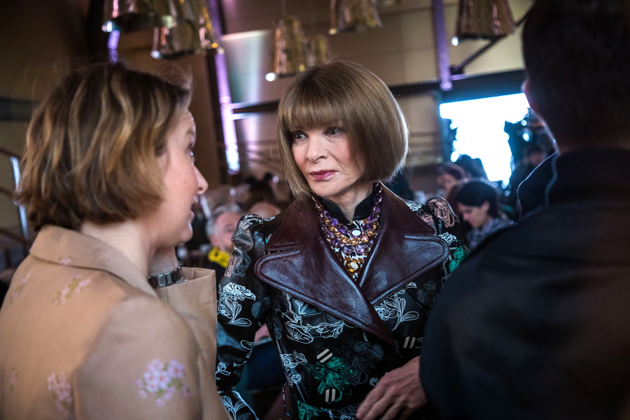 Πανδημία: Τα glossy περιοδικά έχασαν τη λάμψη τους