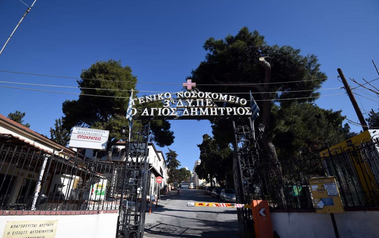 Τσιόδρας: Πώς γίνεται να αποβιώσει ένας 35χρονος χωρίς υποκείμενα νοσήματα