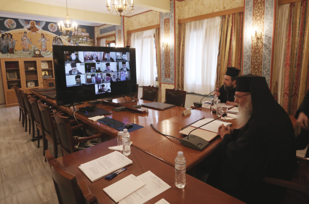 Η Ιερά Σύνοδος για τη λειτουργία των εκκλησιών τη Μεγάλη Εβδομάδα – Ανάσταση στις… 26 Μαΐου!