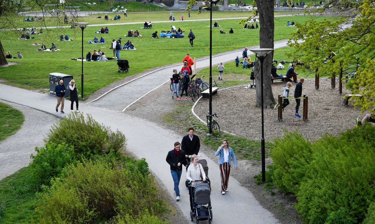 Διστάζουν να ανοίξουν τα σύνορά τους με τη Σουηδία οι γειτονικές της χώρες