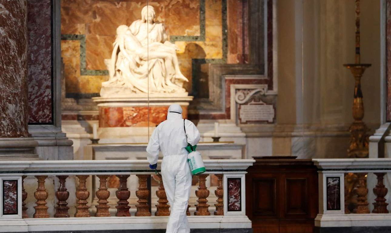 Επειτα από 70 ημέρες και 32.000 νεκρούς, η Ιταλία «ανοίγει» ξανά