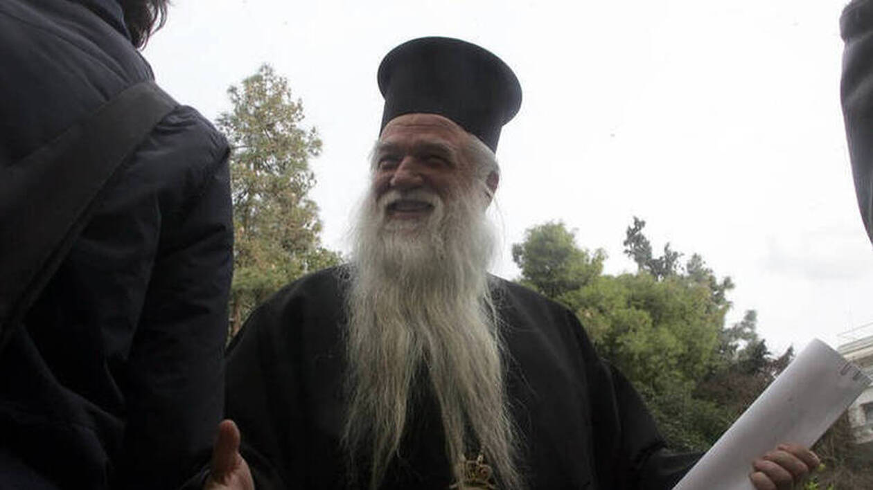 Γελοιότητες: Ο Αμβρόσιος αφόρισε… Μητσοτάκη, Κεραμέως και Χαρδαλιά!