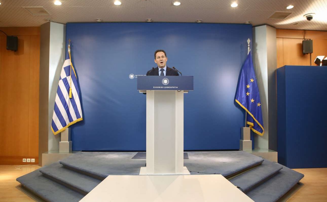 Πέτσας: Σαν τον Θησέα βγαίνουμε από τον λαβύρινθο της πανδημίας του κορονοϊού