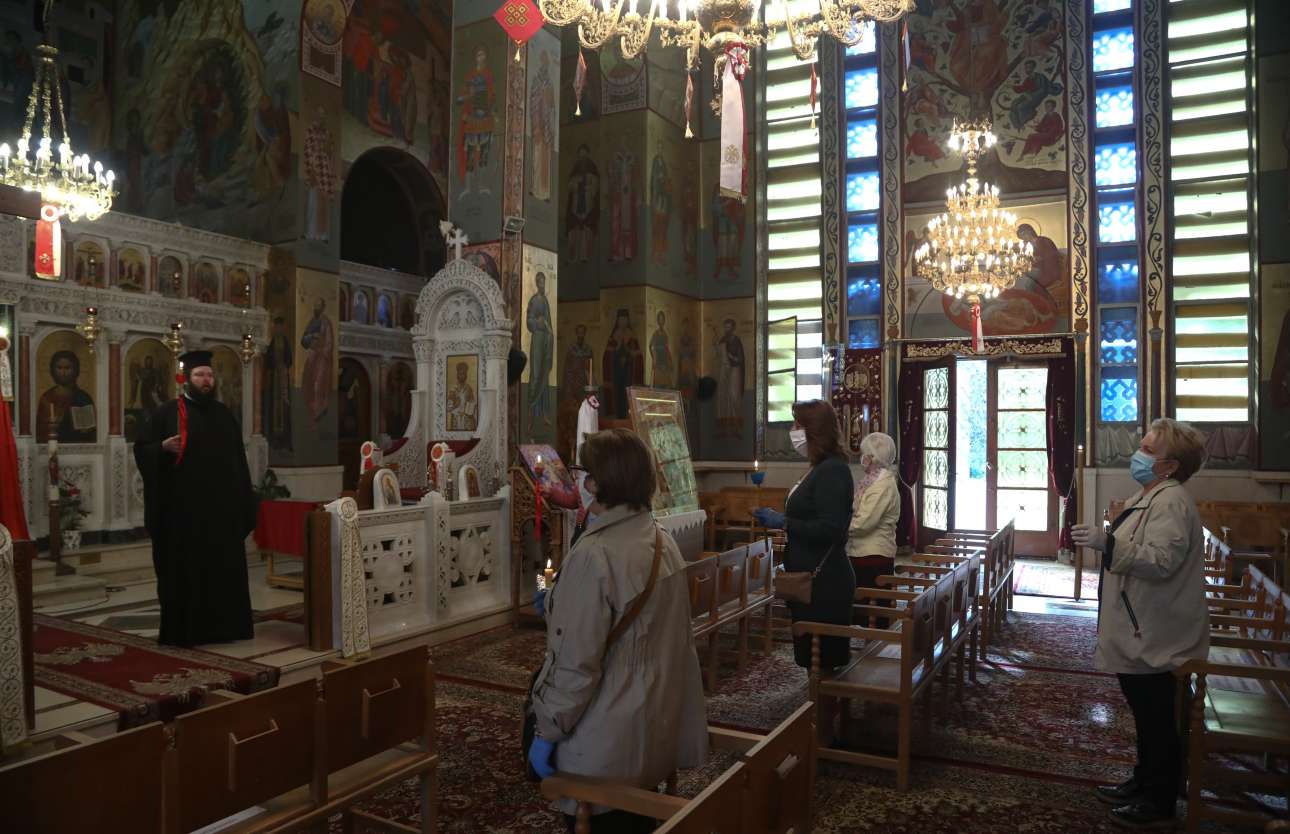 Πώς θα μπαίνουν οι πιστοί στις εκκλησίες από την Κυριακή