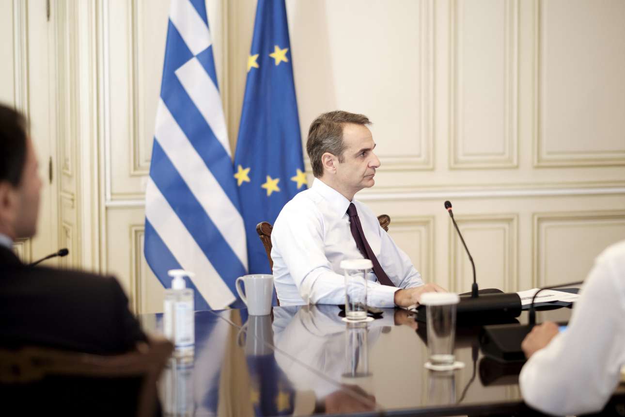 Γιατί ο Μητσοτάκης διαμηνύει ότι δεν θα κάνει ανασχηματισμό