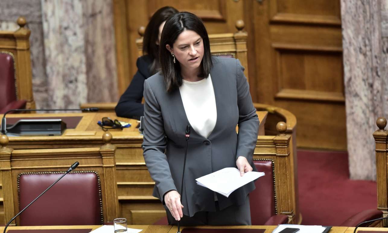 Κεραμέως: «Νόμιμος ο σκοπός» της απευθείας μετάδοσης των μαθημάτων