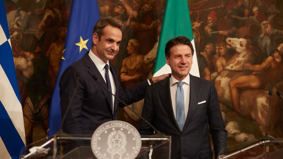 Μητσοτάκης-Κόντε: Η γαλλογερμανική πρόταση αποτελεί σημαντικό βήμα